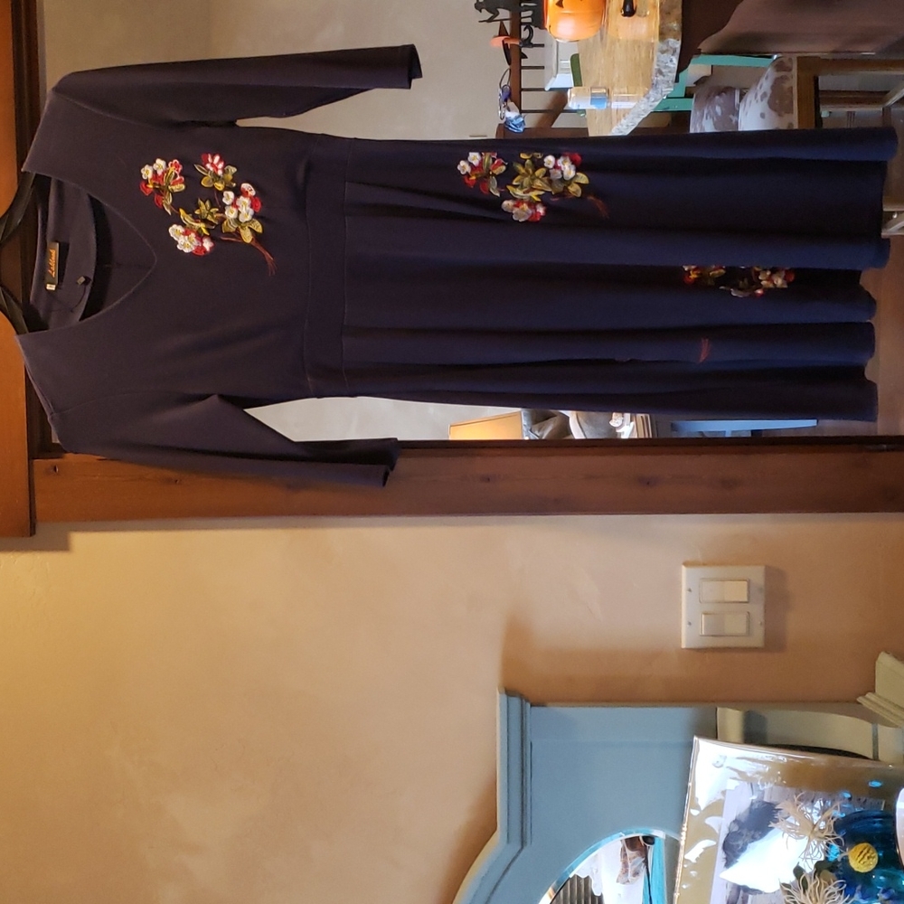 Vintage embroidered dress navy blue